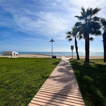 Renovated Apartment On The First Line Oropesa del Mar Esterno foto