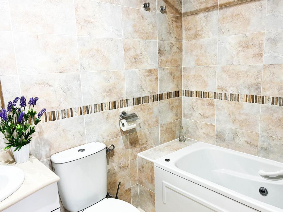 Renovated Apartment On The First Line Oropesa del Mar Esterno foto