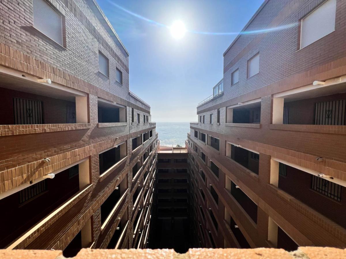 Renovated Apartment On The First Line Oropesa del Mar Esterno foto