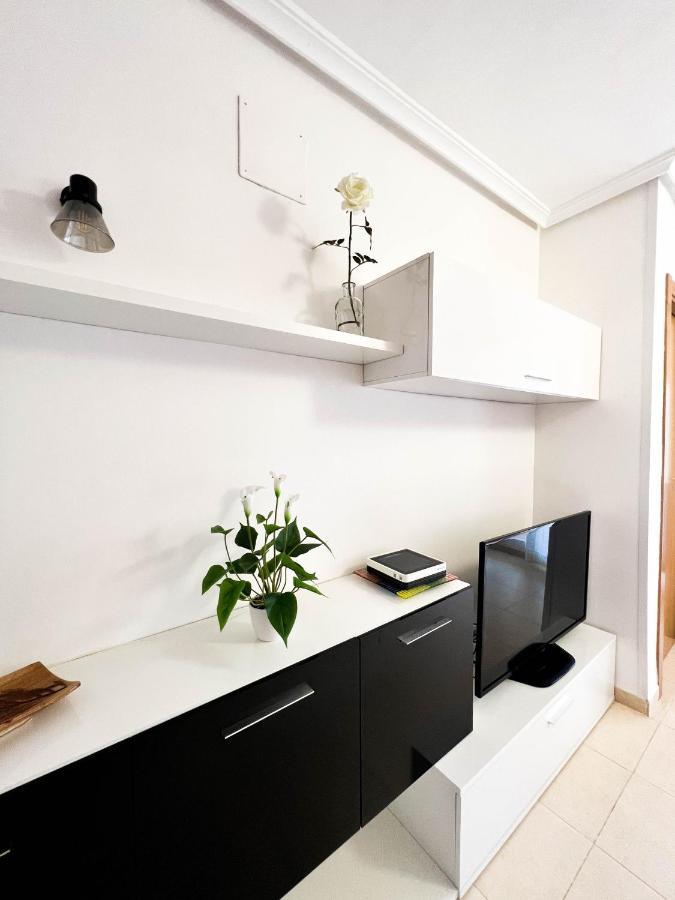 Renovated Apartment On The First Line Oropesa del Mar Esterno foto