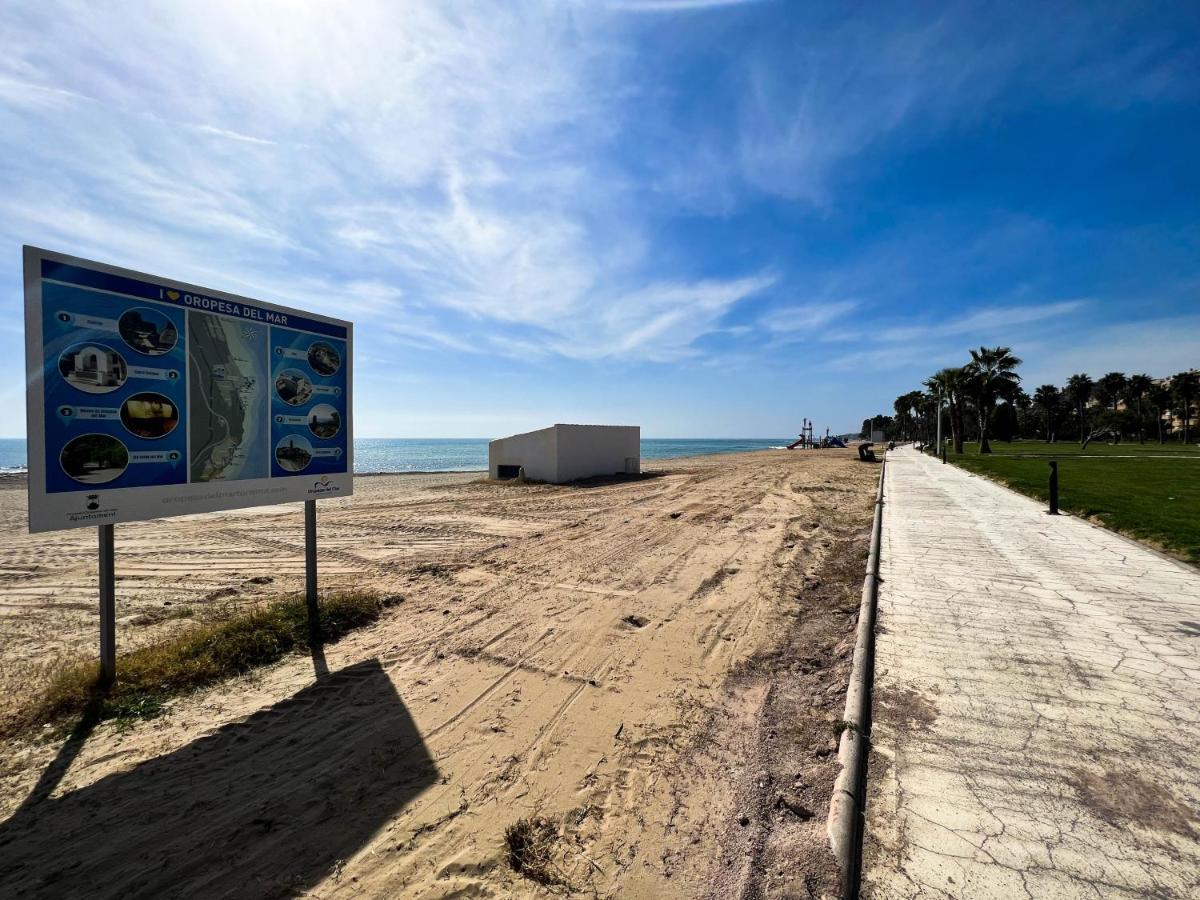 Renovated Apartment On The First Line Oropesa del Mar Esterno foto